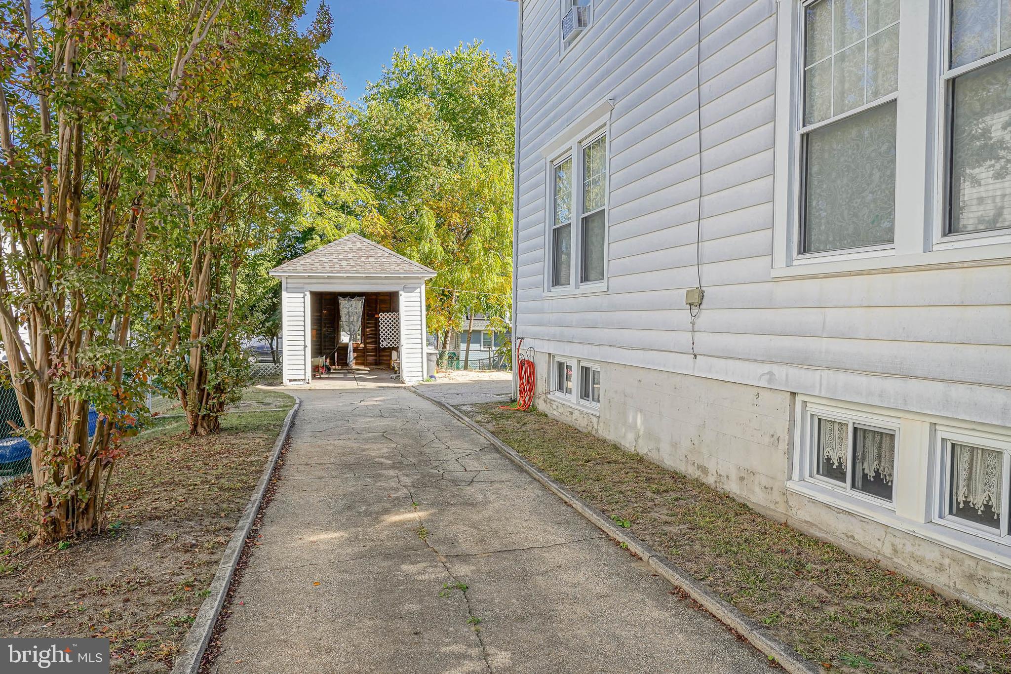 321 Bridgeboro Street Riverside, NJ 08075 - Photo 45 of 49 Driveway with detached Garage