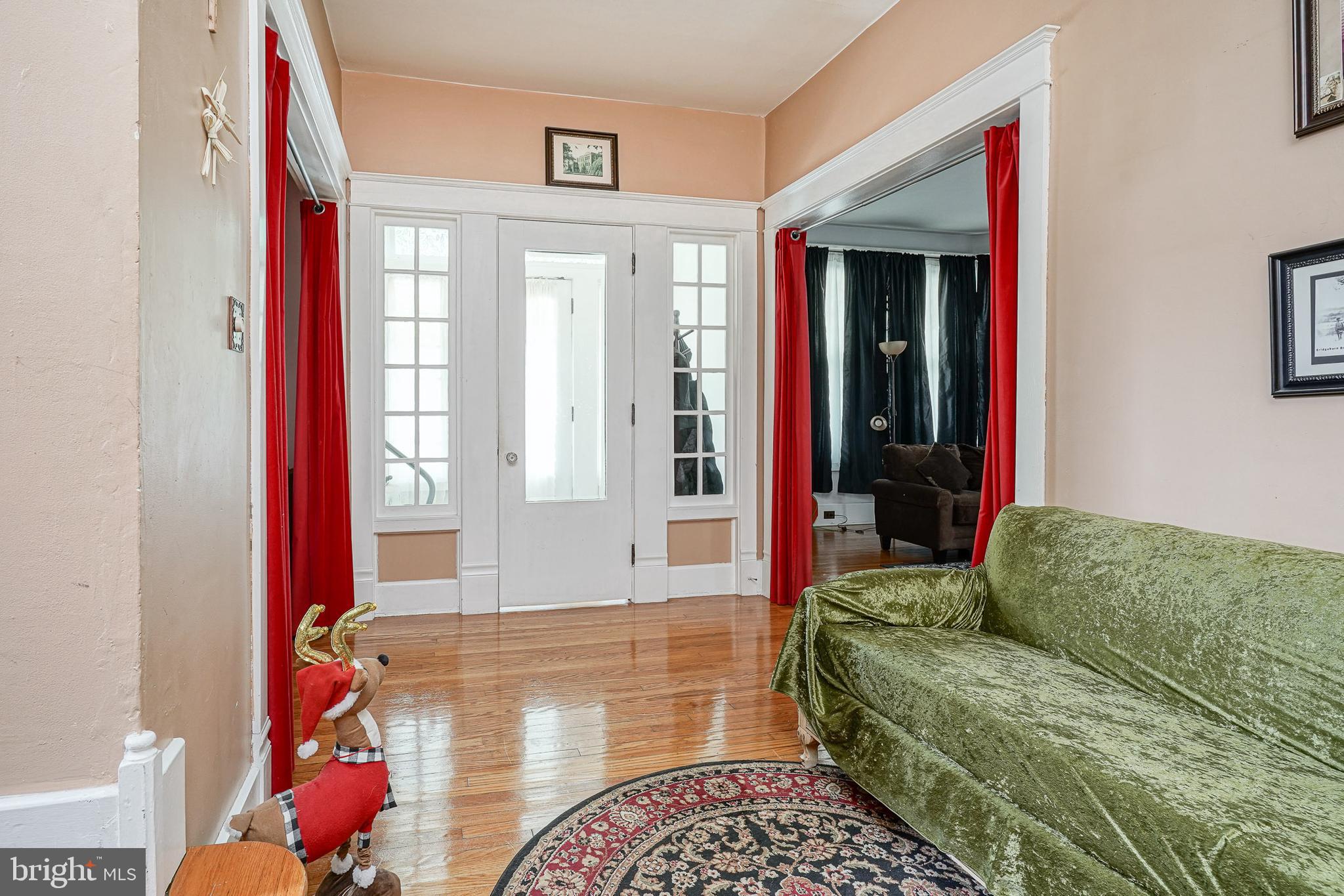 321 Bridgeboro Street Riverside, NJ 08075 - Photo 8 of 49 Foyer