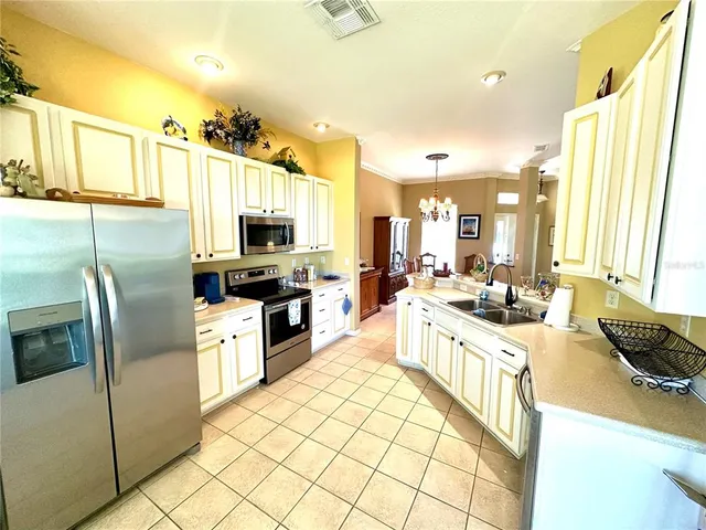 $325,000 | 12095 Southeast 178th Street, Summerfield, FL 34491