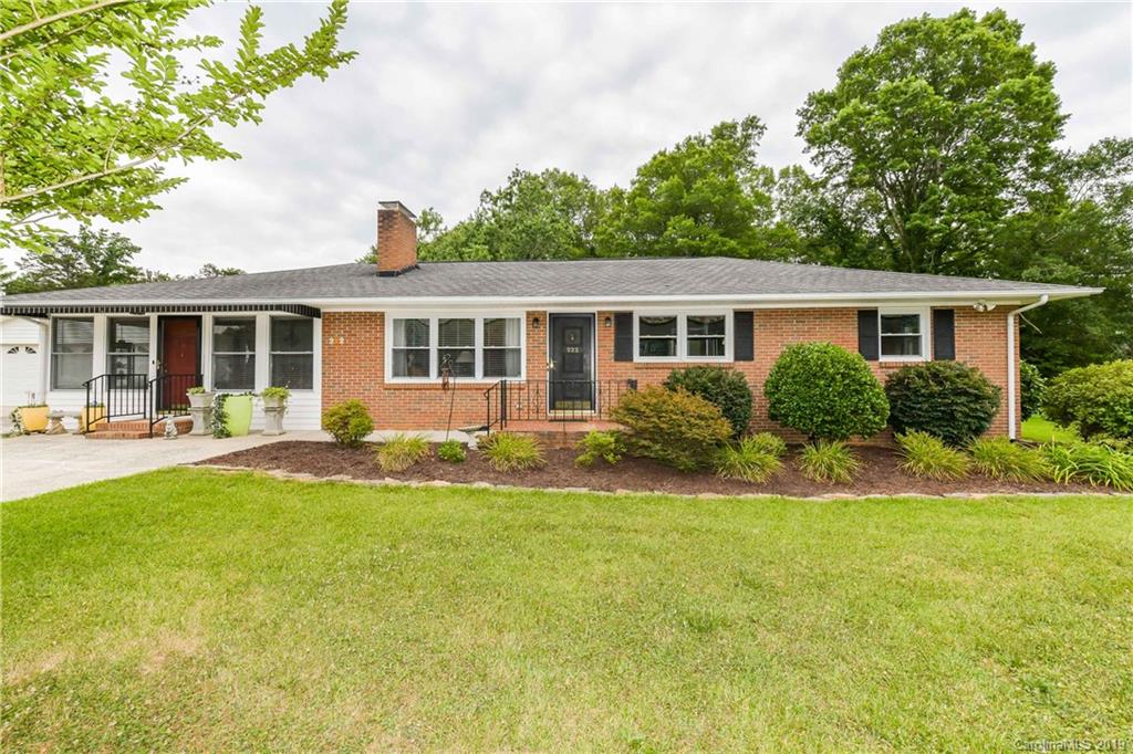 222 Huffstetler Road Gastonia, NC 28056 - Photo 2 of 33 Gallery Image 2