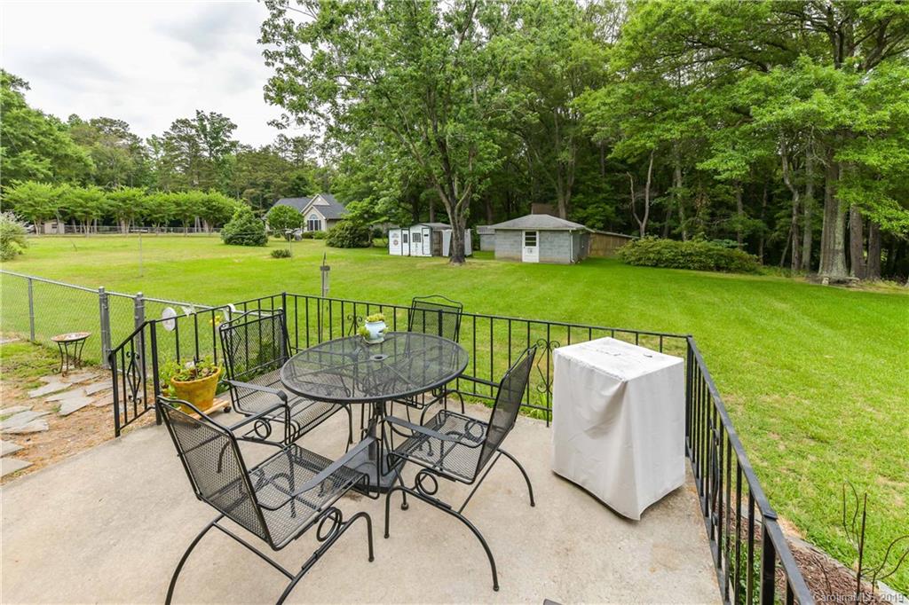 222 Huffstetler Road Gastonia, NC 28056 - Photo 7 of 33 Gallery Image 7