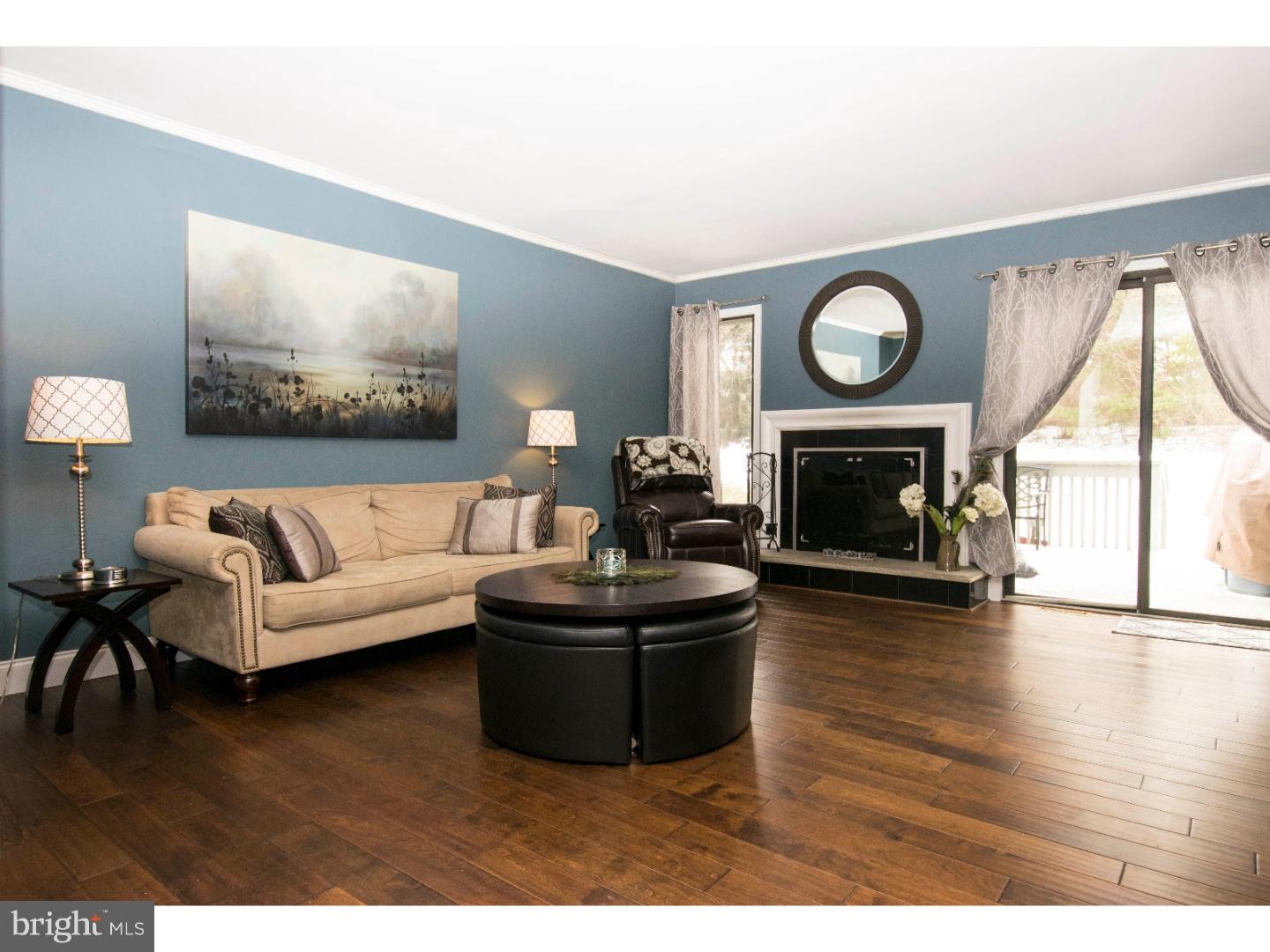 8 Harrison Road West West Chester, PA 19380 - Photo 4 of 22 Living Room