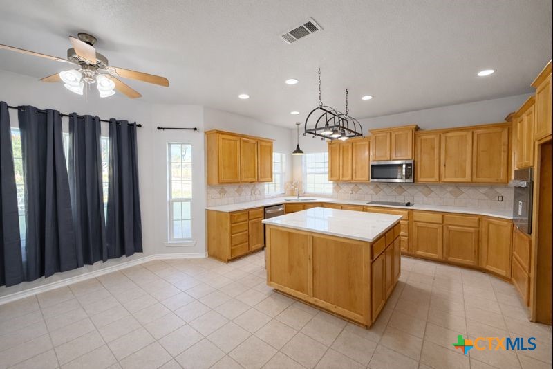 108 Rio Drive Gatesville, TX 76528 - Photo 5 of 14