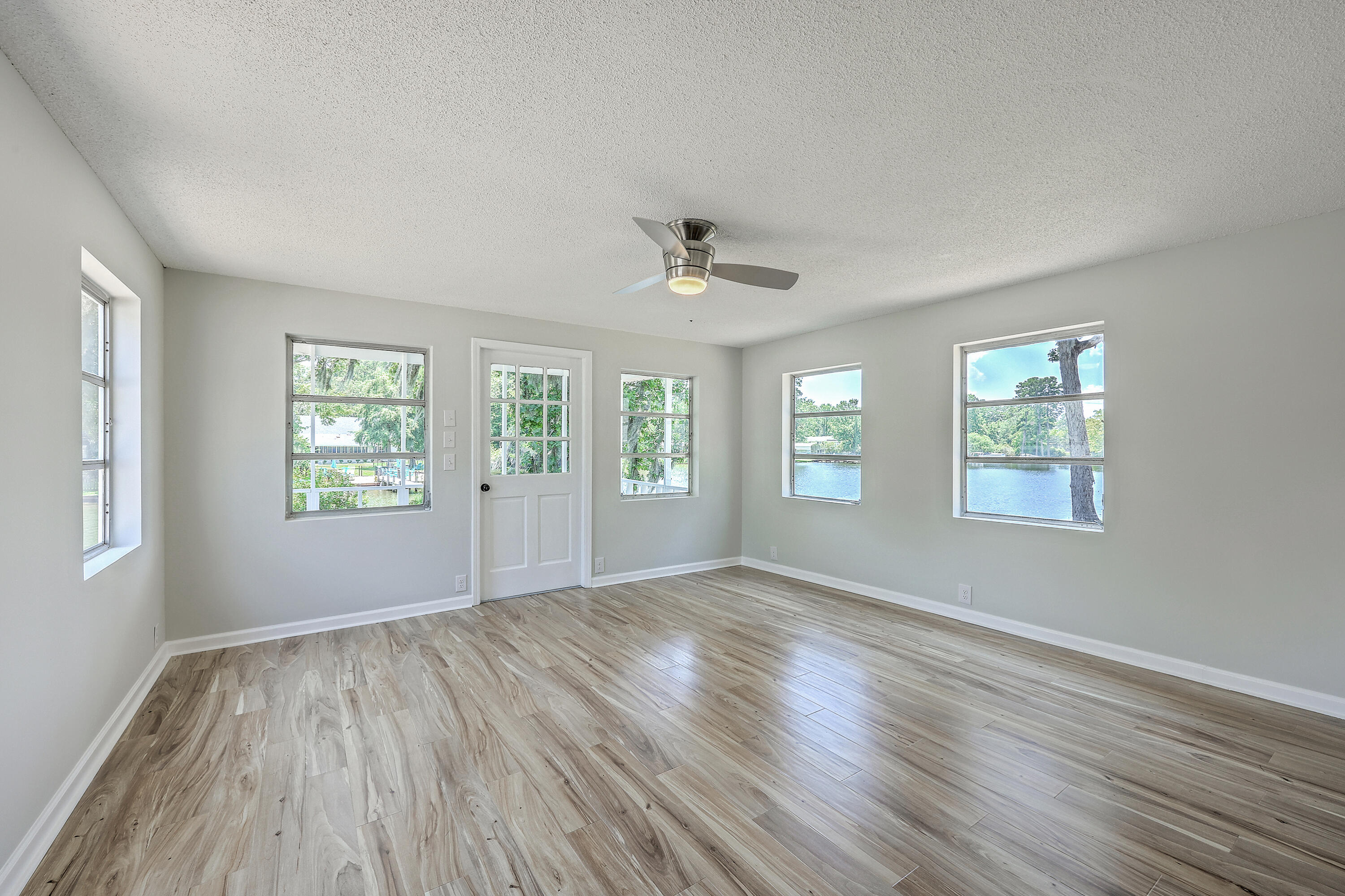 1303 Delano Street Manning, SC 29102 - Photo 21 of 51 ZYN_0412_3_4_5_6_7_8