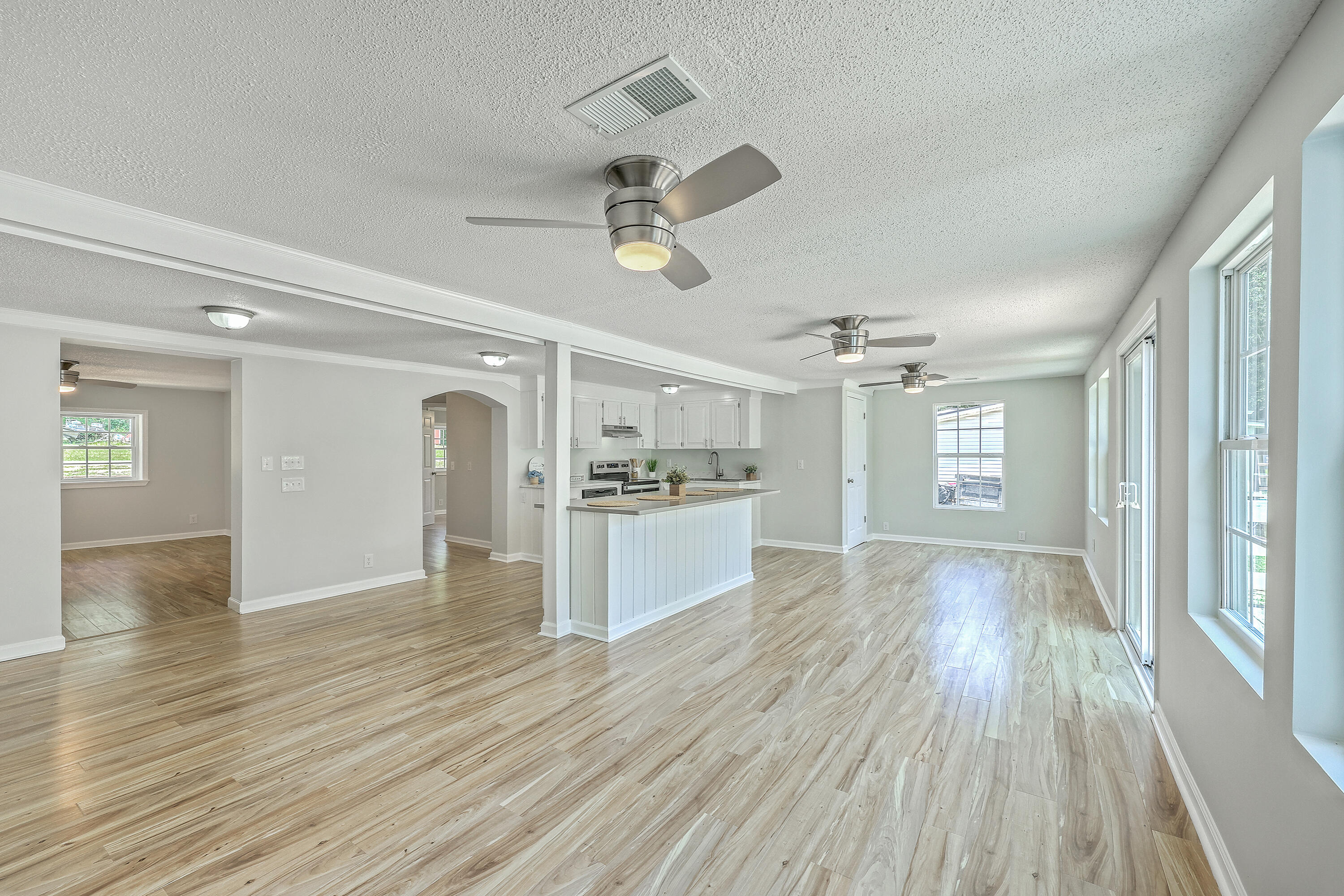 1303 Delano Street Manning, SC 29102 - Photo 35 of 51 ZYN_0517_18_19_20_21_22_23