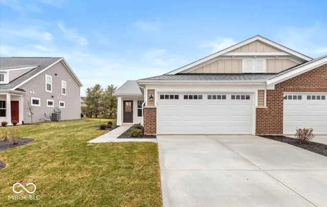 $299,990 | 10358 River Park Way, Indianapolis, IN 46234