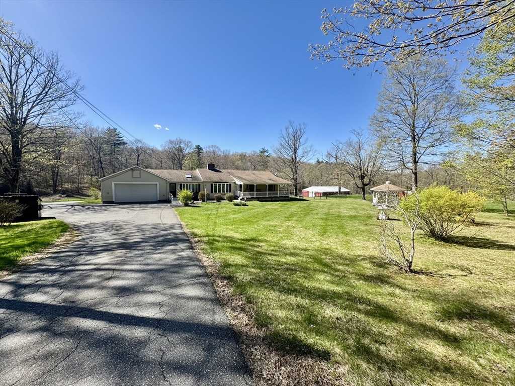459 Mountain Road Wilbraham, MA 01095 - Photo 1 of 39 Gallery Image 1