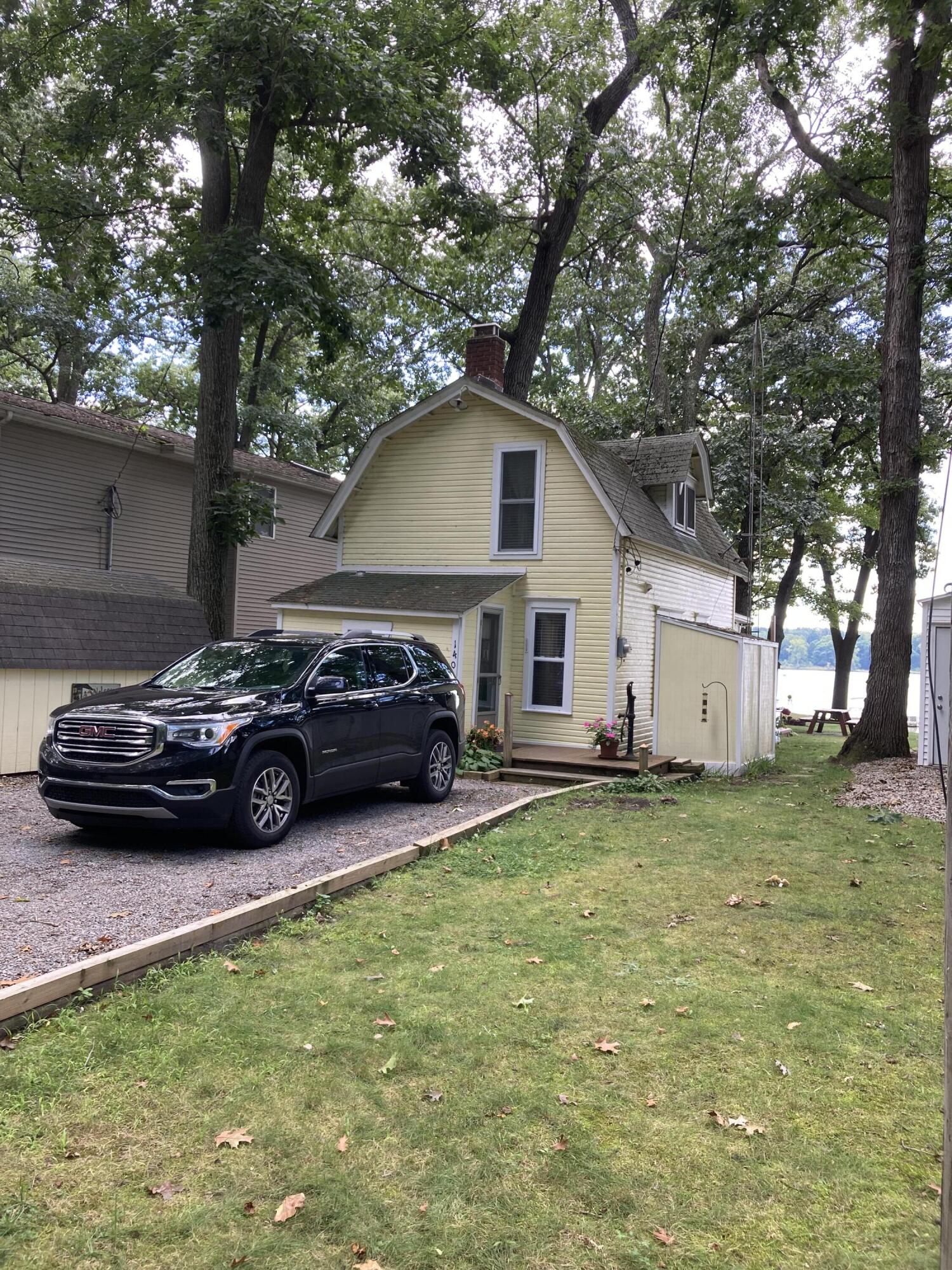 140 Portage Lake Road Munith, MI 49259 - Photo 3 of 20 IMG_3557