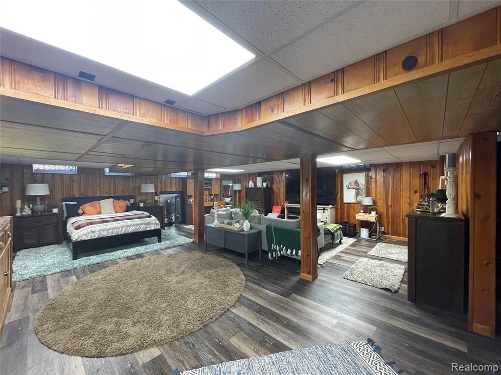 9870 Reeck Road Allen Park, MI 48101 - Photo 9 of 12