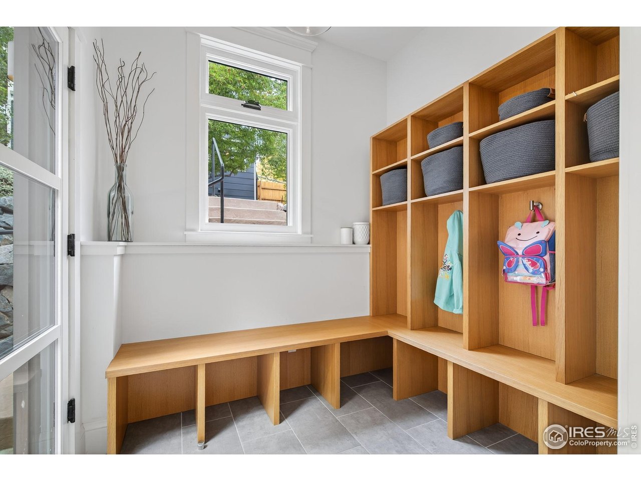 1719 Mapleton Avenue Boulder, CO 80304 - Photo 13 of 50 a room with furniture and window