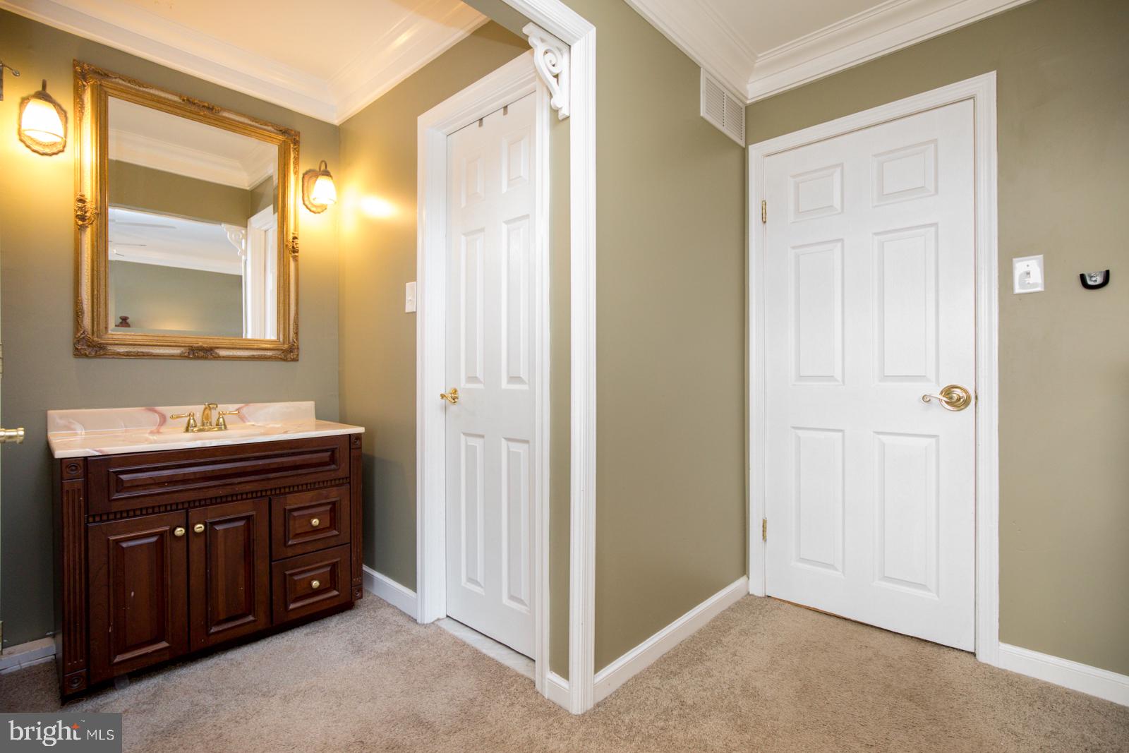 158 Greendale Road Philadelphia, PA 19154 - Photo 13 of 28 Main Bedroom