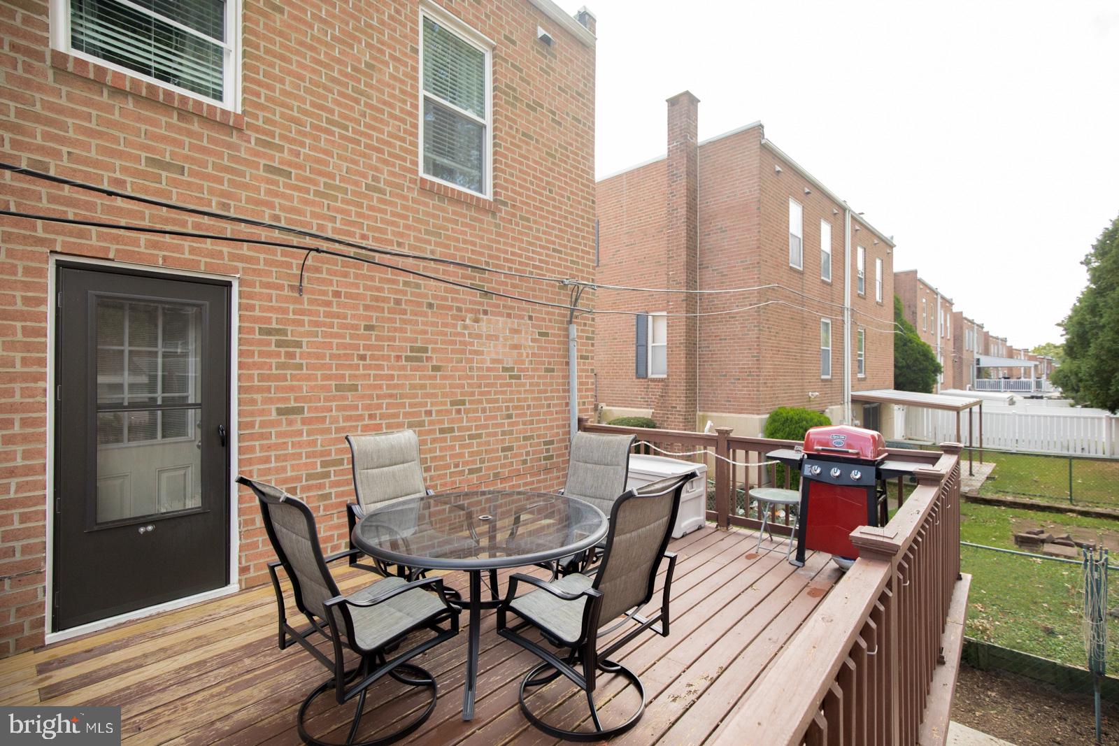 158 Greendale Road Philadelphia, PA 19154 - Photo 25 of 28 Deck