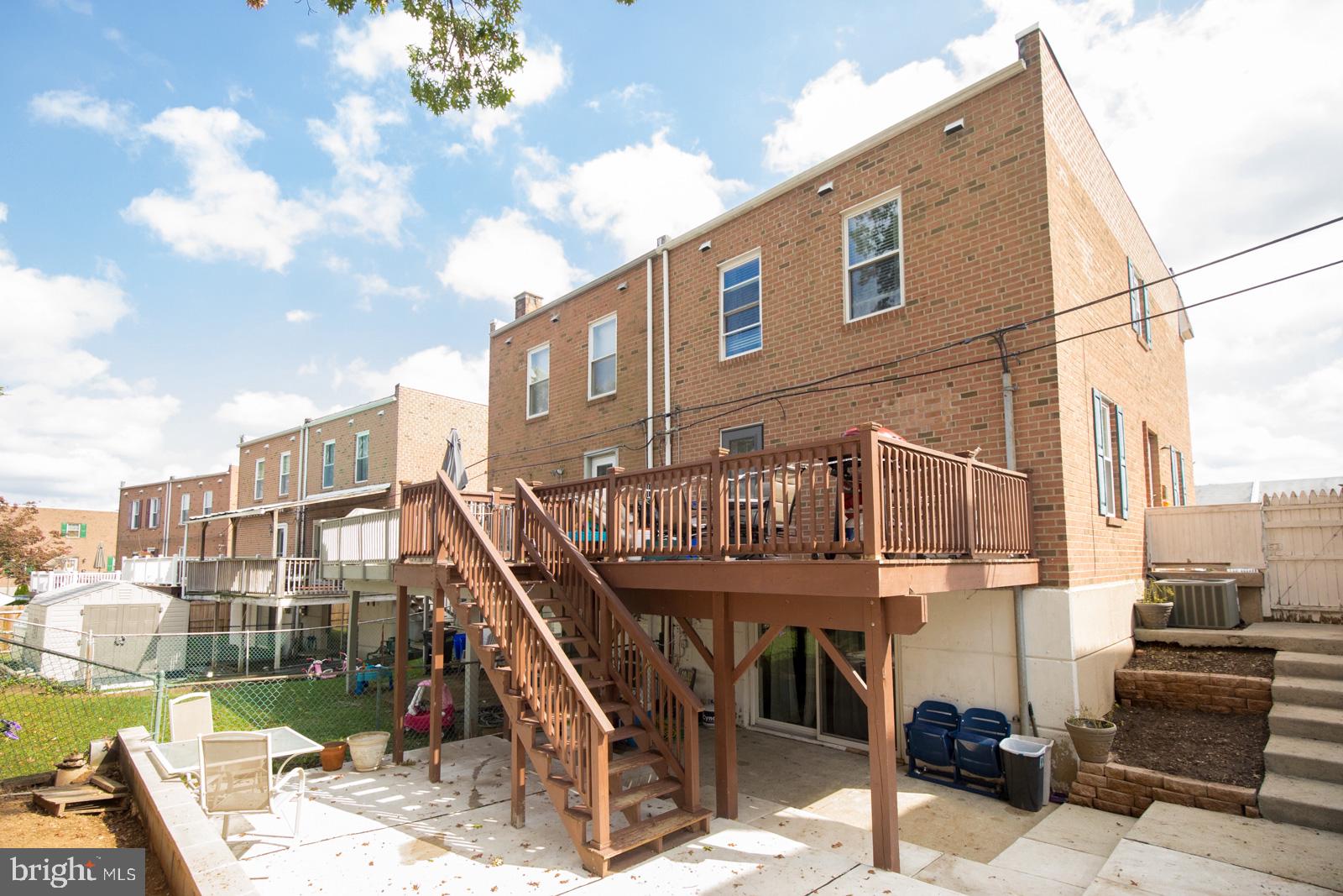 158 Greendale Road Philadelphia, PA 19154 - Photo 28 of 28 View in Back