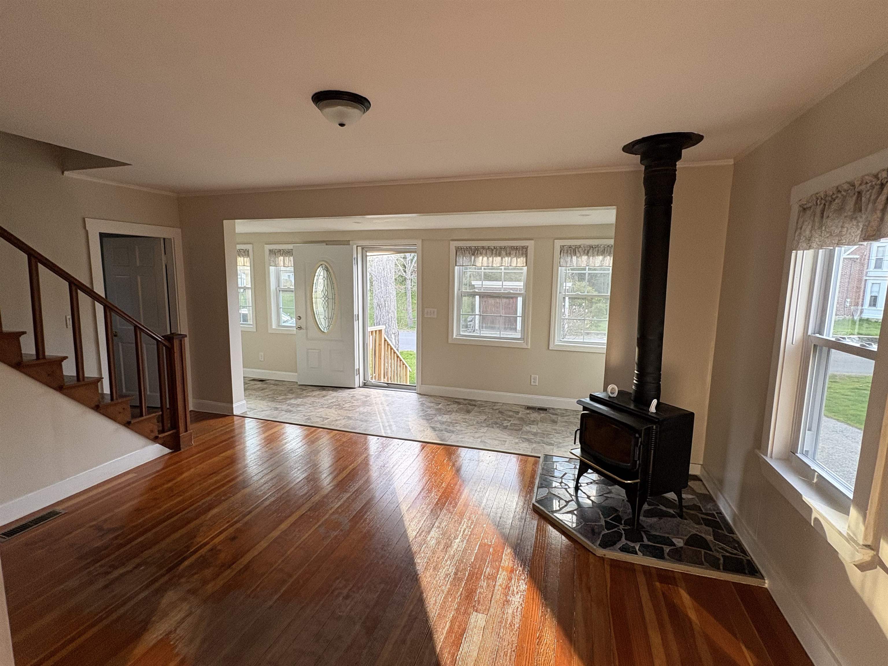 80 St Laurent Street Epping, NH 03042 - Photo 5 of 23