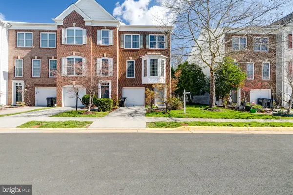 $3,100 | 13716 Maple Sugar Lane, Herndon, VA 20171