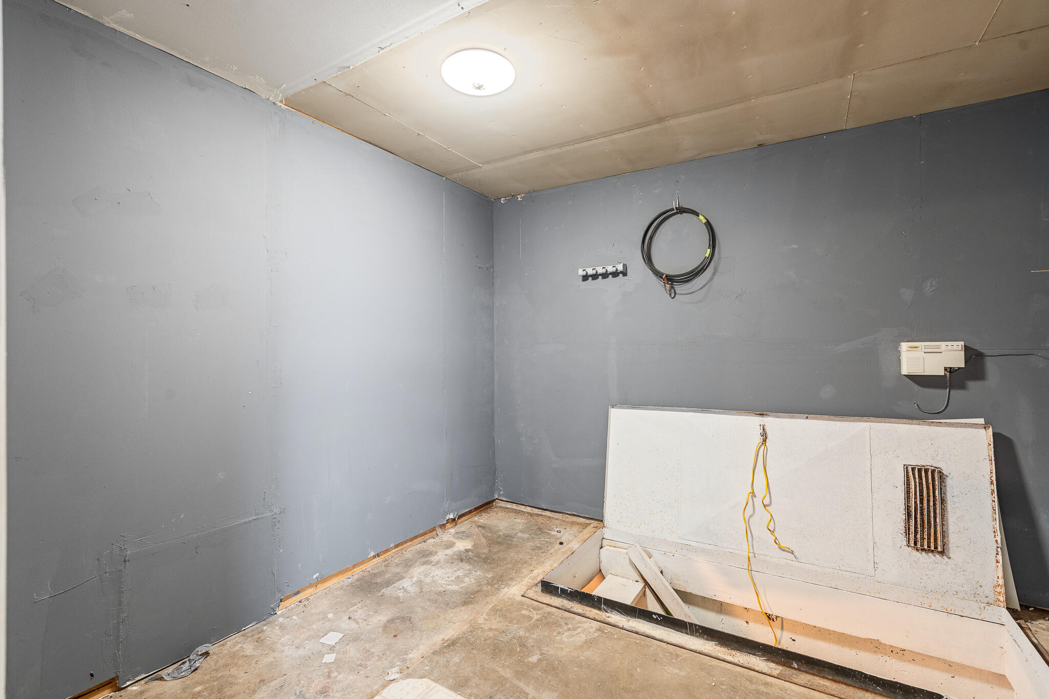 903 Highway 87 Kress, TX 79052 - Photo 13 of 26 a view of workspace