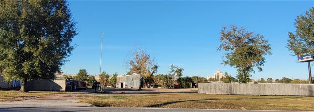 2630 West Prien Lake Road Lake Charles, LA 70605 - Photo 2 of 4