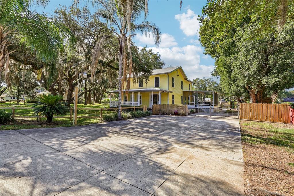 1190 Old Mt Dora Road Eustis, FL 32726 - Photo 3 of 69