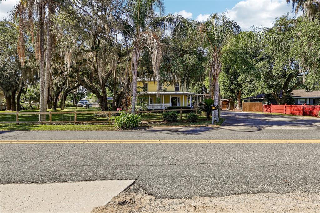 1190 Old Mt Dora Road Eustis, FL 32726 - Photo 4 of 69