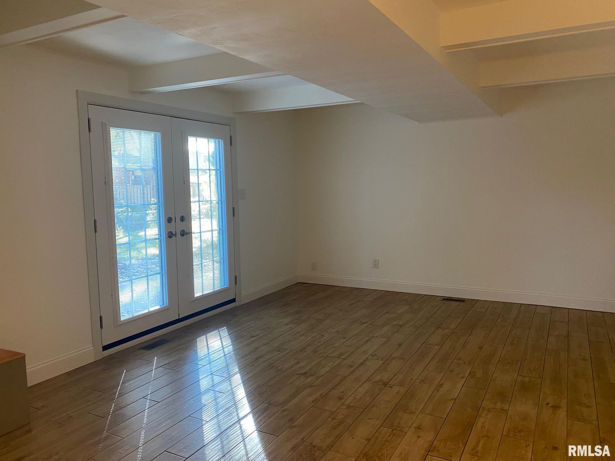 2324 Bates Avenue Springfield, IL 62704 - Photo 26 of 31 Gallery Image 26