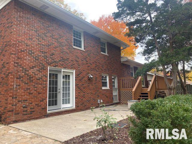 2324 Bates Avenue Springfield, IL 62704 - Photo 3 of 31 Gallery Image 3