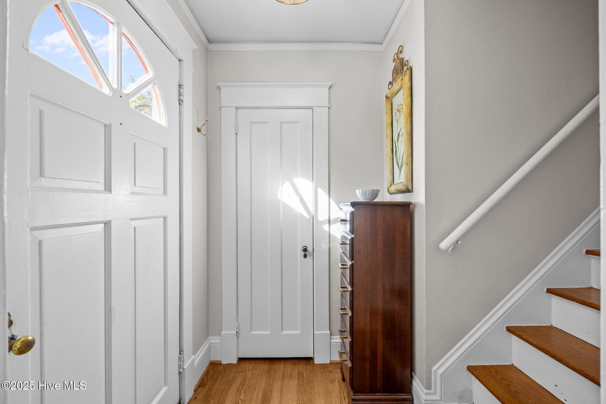 727 East Whitaker Mill Road Raleigh, NC 27608 - Photo 15 of 65 Entrance