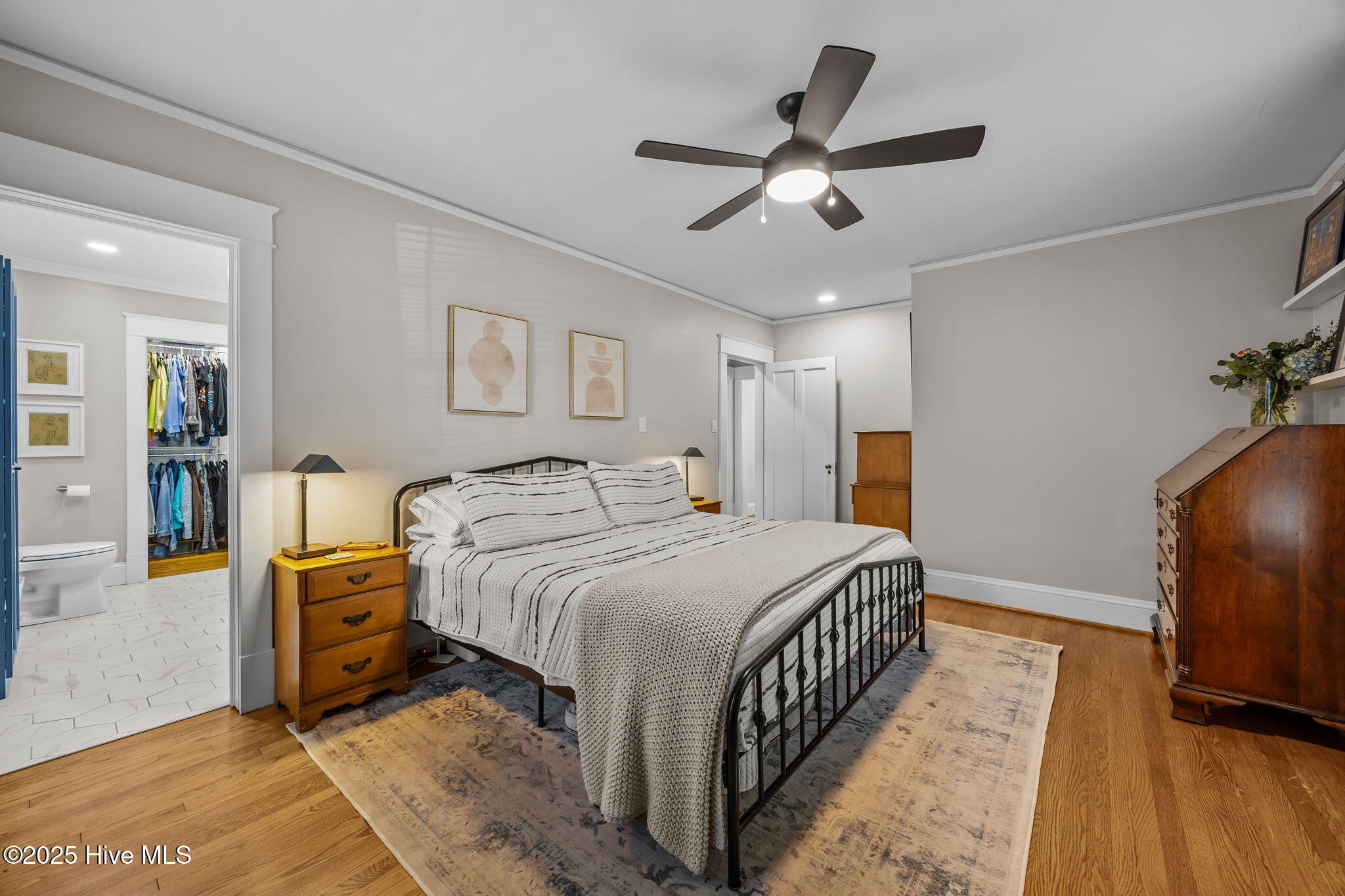 727 East Whitaker Mill Road Raleigh, NC 27608 - Photo 34 of 65 Main Floor Bedroom 1
