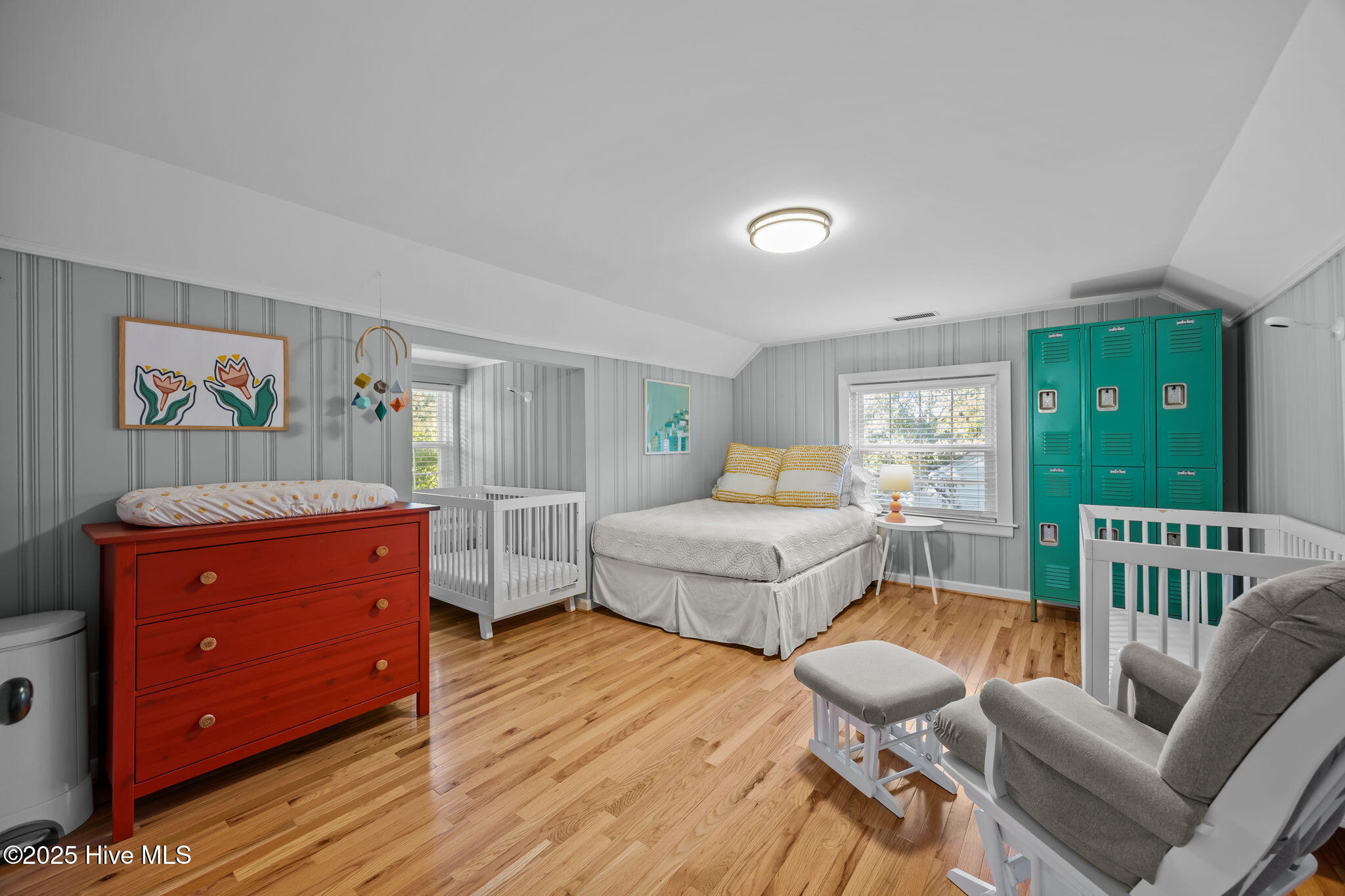 727 East Whitaker Mill Road Raleigh, NC 27608 - Photo 46 of 65 Bedroom 3