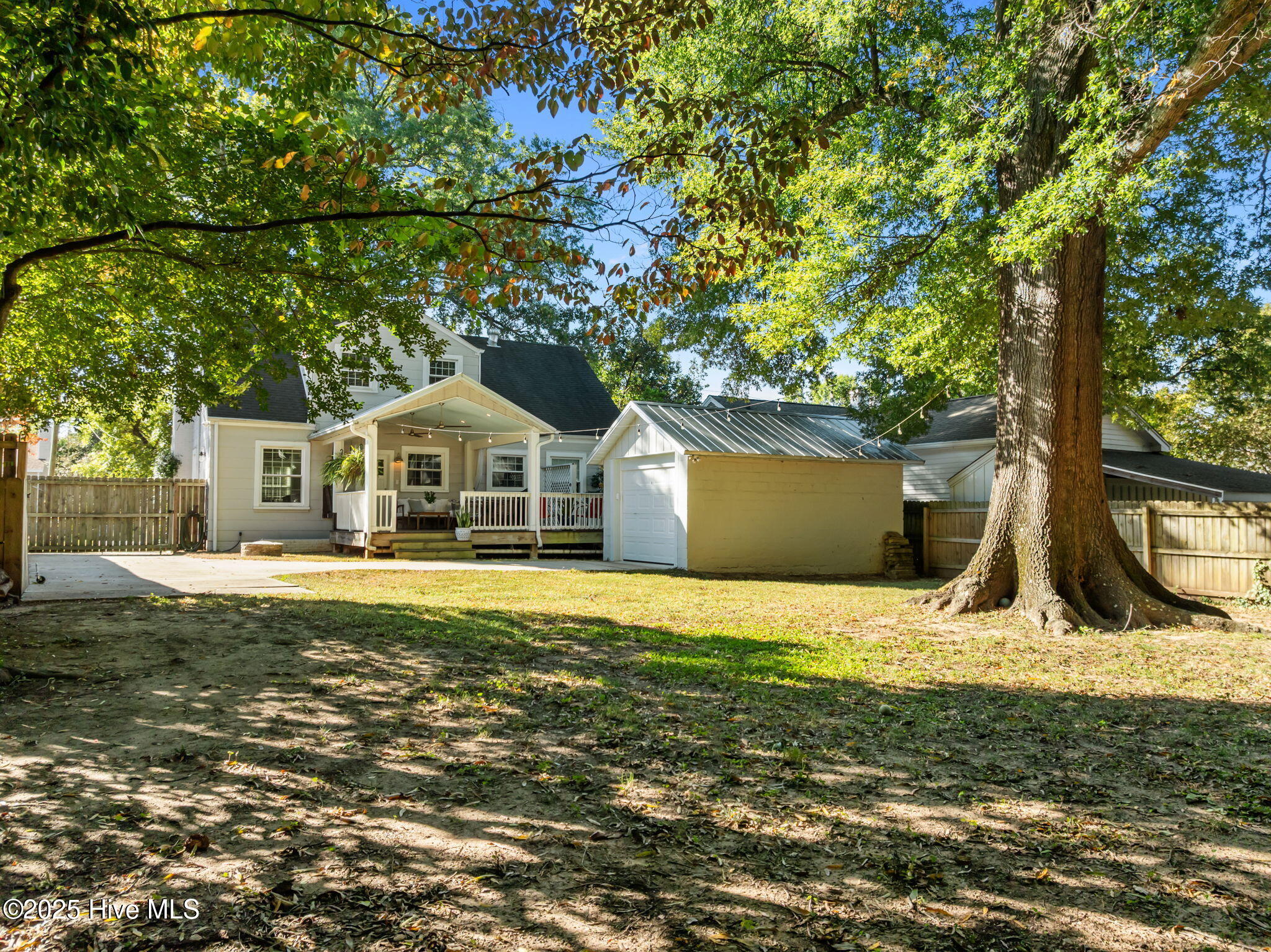 727 East Whitaker Mill Road Raleigh, NC 27608 - Photo 60 of 65 Back Yard