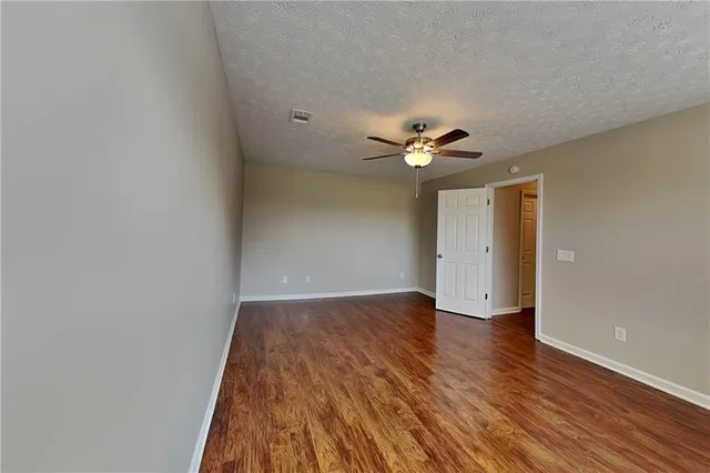 $2,575 | 7550 Springmill Court, Cumming, GA 30028