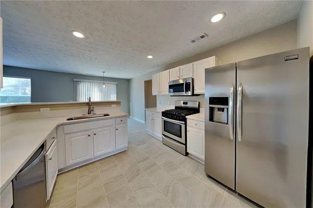 $2,575 | 7550 Springmill Court, Cumming, GA 30028