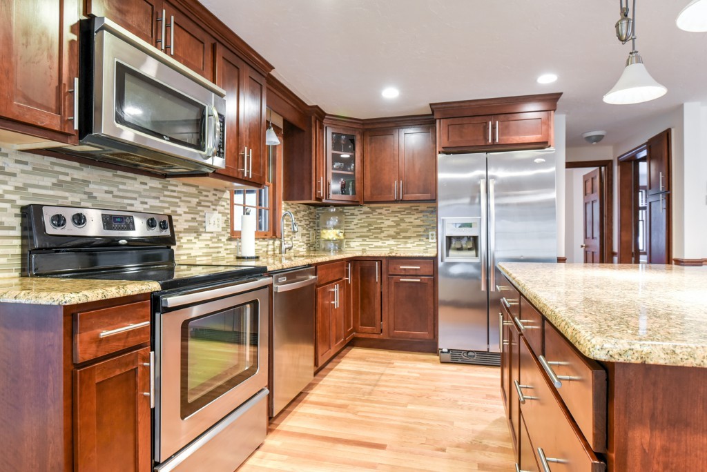 312 Bay Road Easton, MA 02356 - Photo 13 of 30 Gallery Image 13