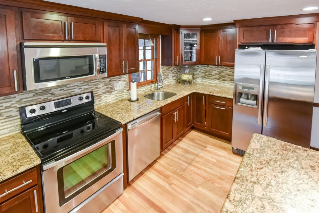 312 Bay Road Easton, MA 02356 - Photo 14 of 30 Gallery Image 14