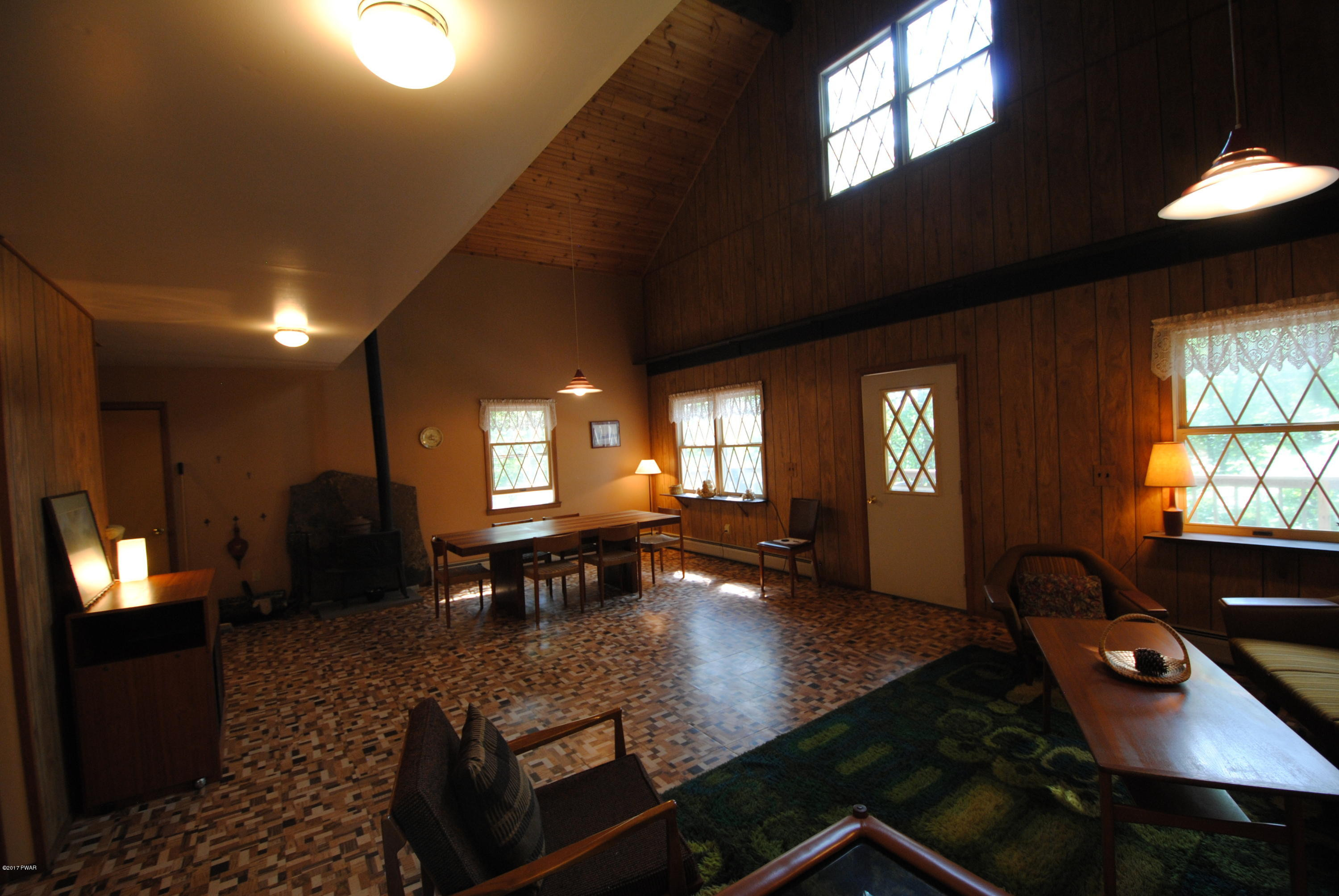 104 Cedar Ridge Road Hawley, PA 18428 - Photo 9 of 36