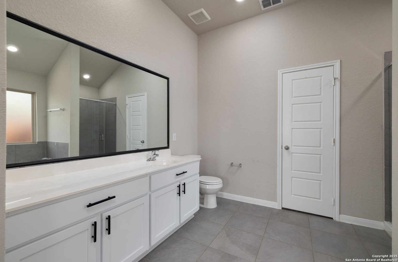 6808 Cetera Crossing Converse, TX 78109 - Photo 31 of 39