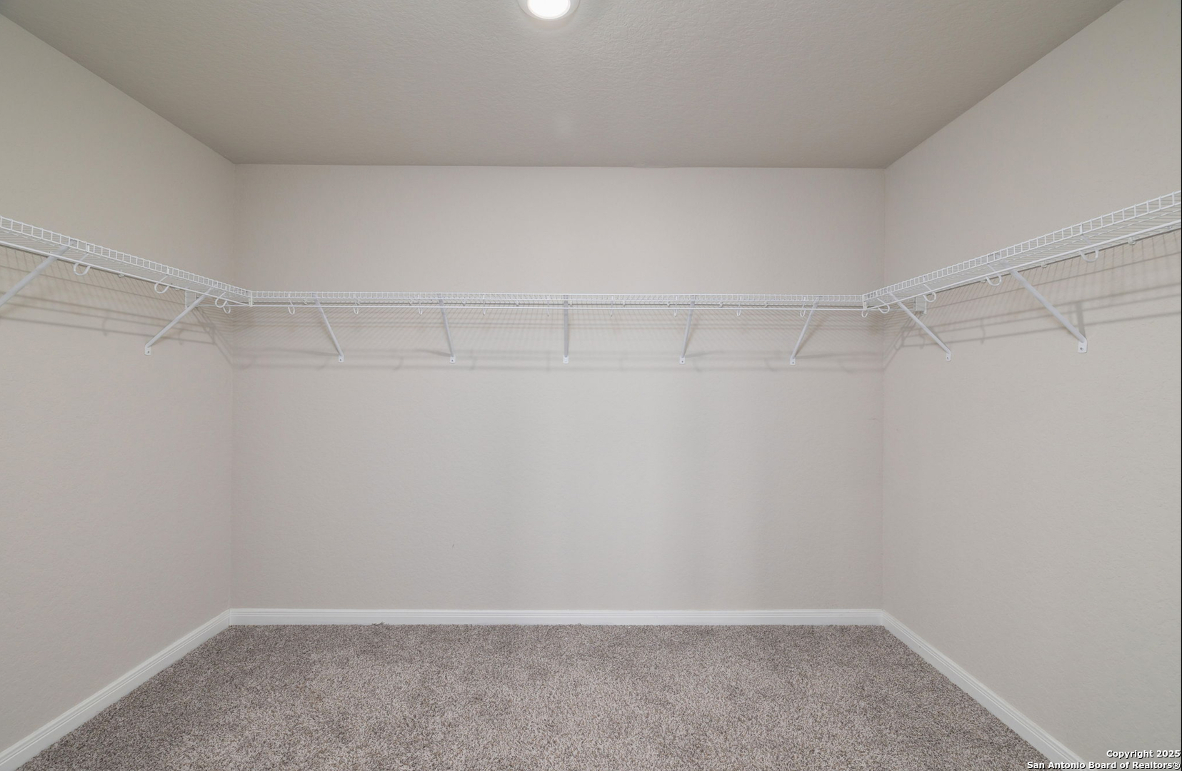 6808 Cetera Crossing Converse, TX 78109 - Photo 34 of 39