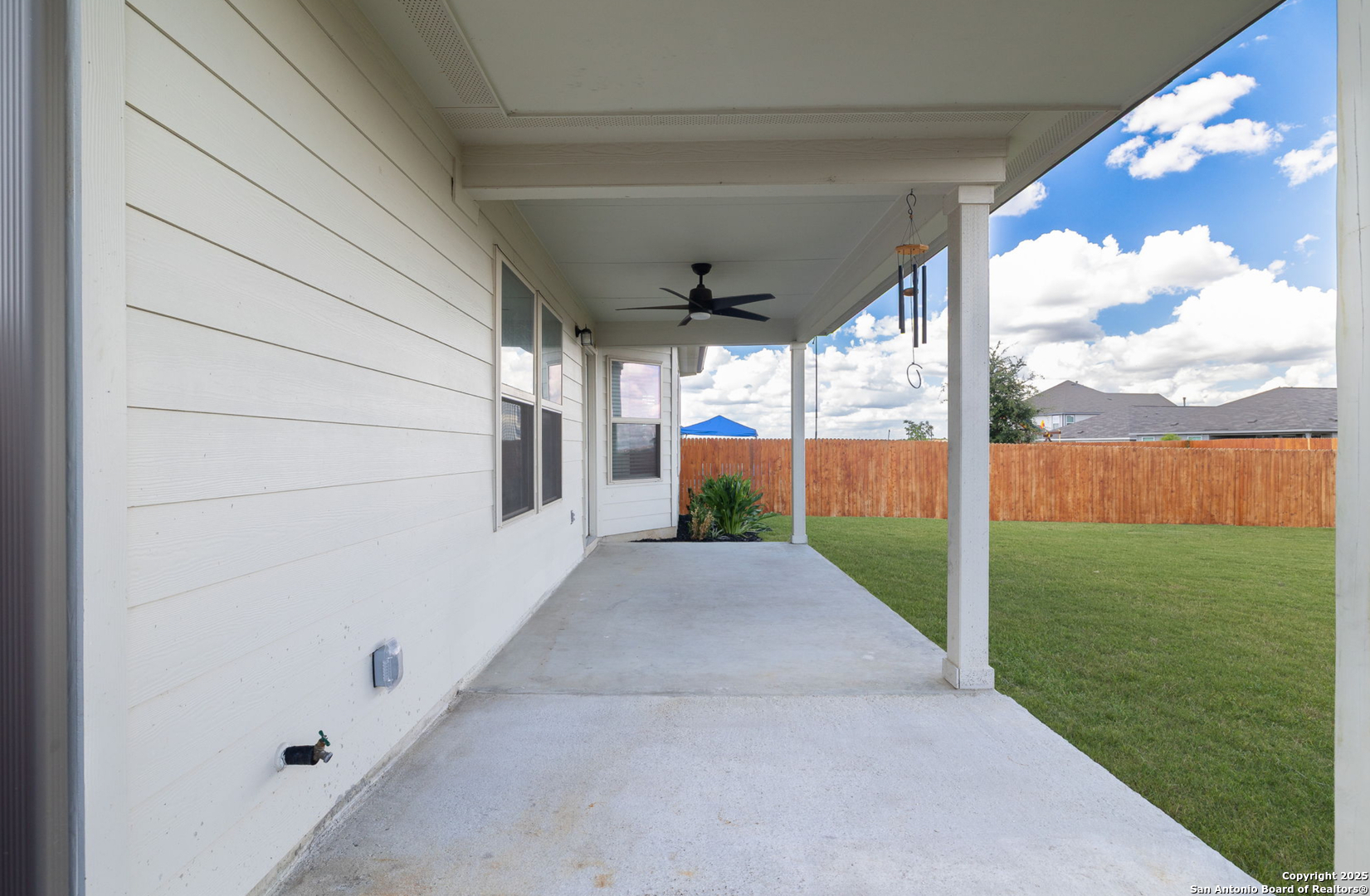 6808 Cetera Crossing Converse, TX 78109 - Photo 35 of 39