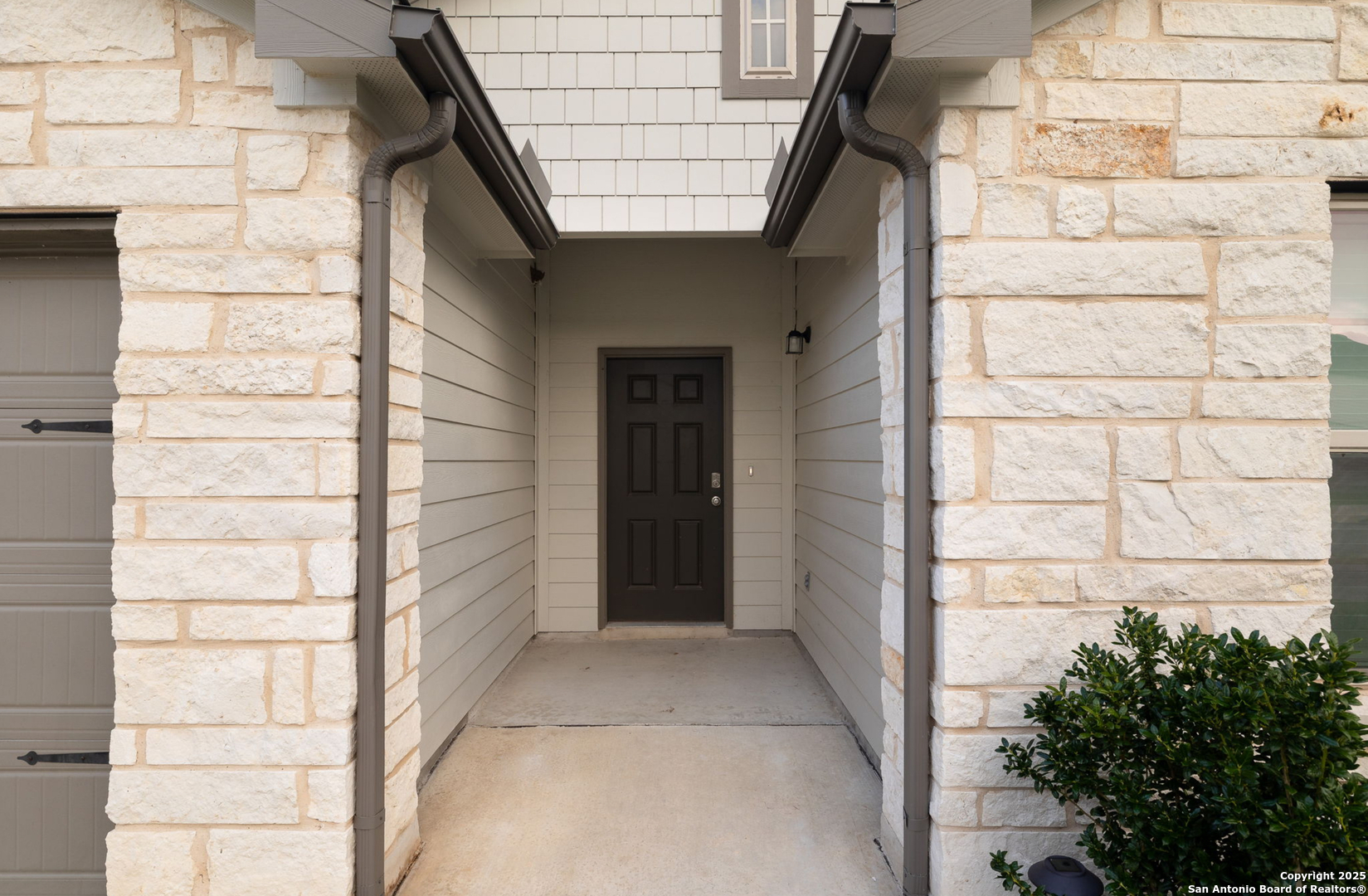 6808 Cetera Crossing Converse, TX 78109 - Photo 5 of 39