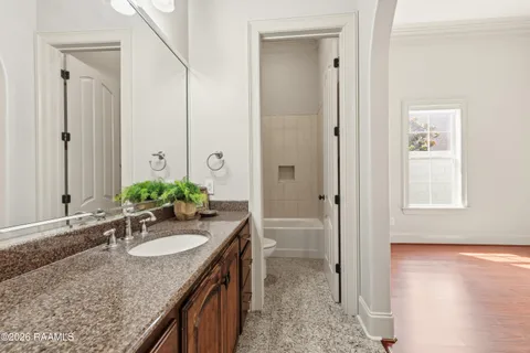 $980,000 | 700 Farmington Drive, Lafayette, LA 70503