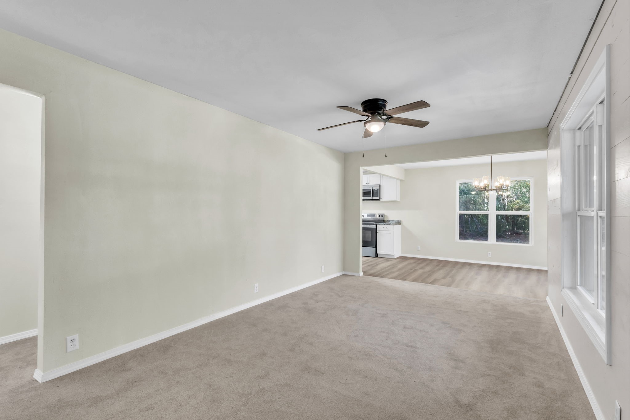 180 Friar Tuck Drive Ivanhoe, TX 75979 - Photo 16 of 31 a view of an empty room with a window