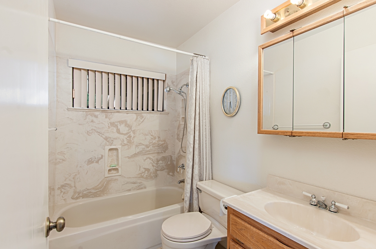 23495 Japatul Valley Road Alpine, CA 91901 - Photo 15 of 25 Gallery Image 15