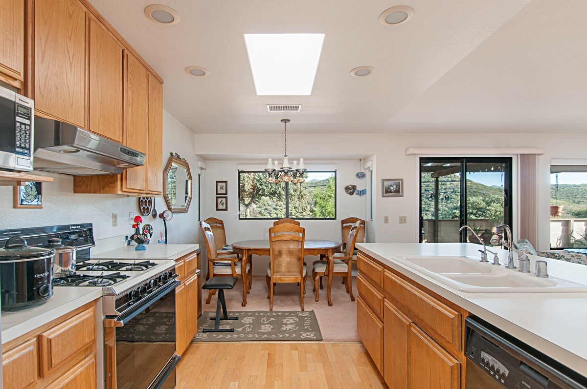 23495 Japatul Valley Road Alpine, CA 91901 - Photo 9 of 25 Gallery Image 9