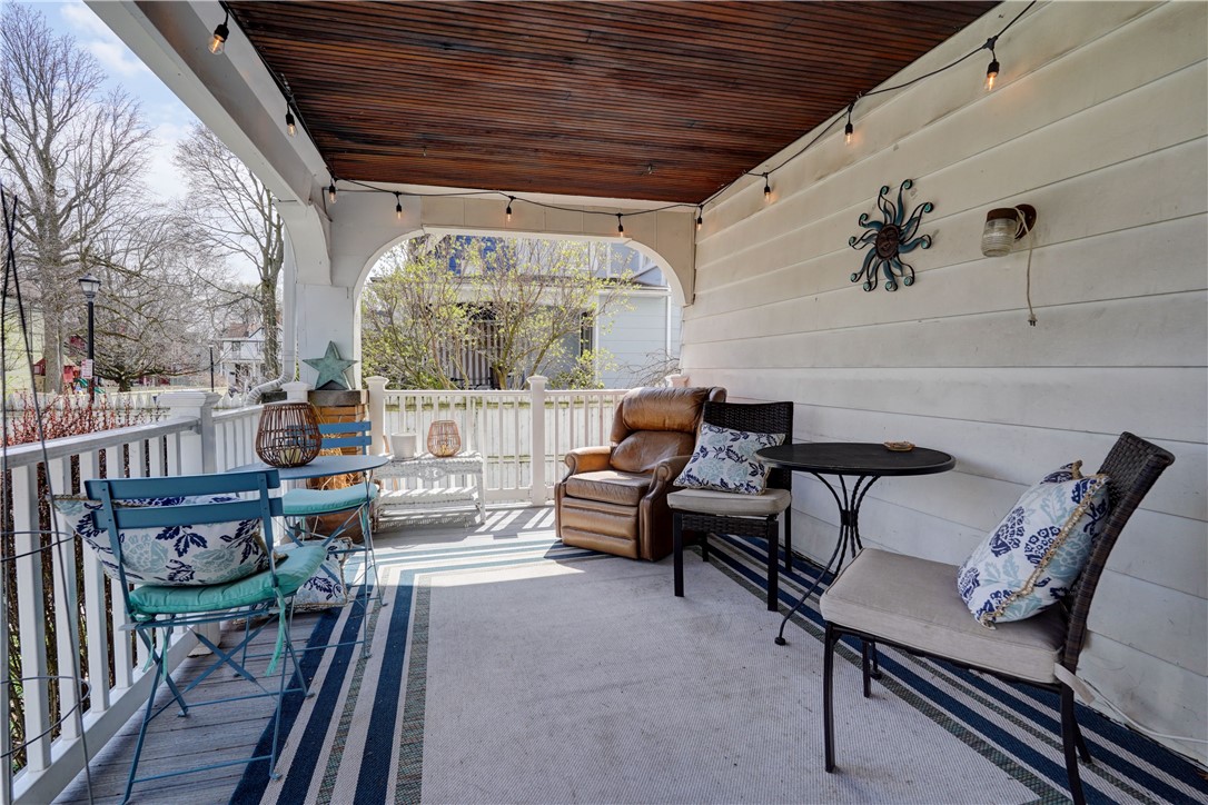 61 Cambridge Street Rochester, NY 14607 - Photo 2 of 10