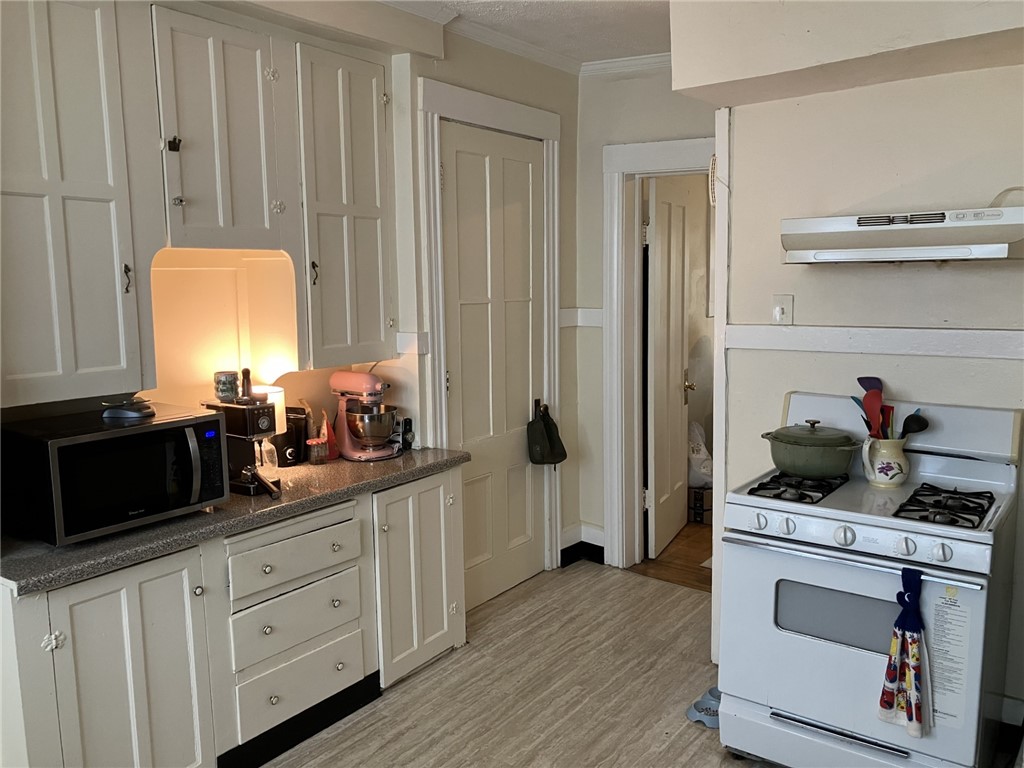 61 Cambridge Street Rochester, NY 14607 - Photo 6 of 10