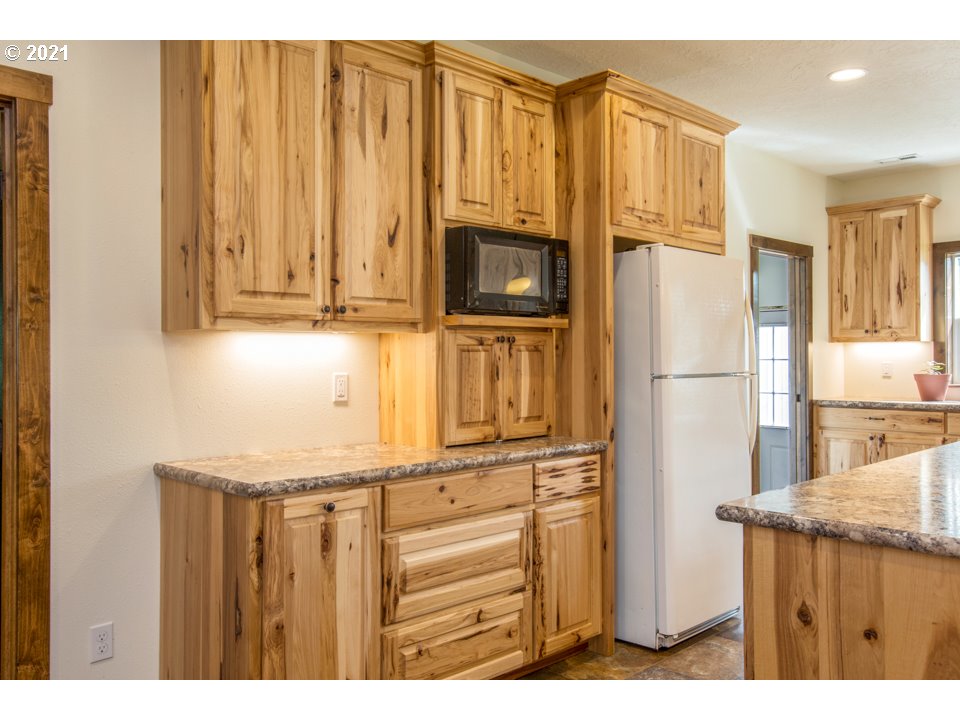 29178 Southeast Davis Road Estacada, OR 97023 - Photo 20 of 31 Gallery Image 20