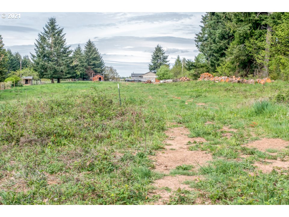 29178 Southeast Davis Road Estacada, OR 97023 - Photo 23 of 31 Gallery Image 23