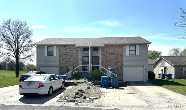 $339,000 | 19 Peachtree Lane, Glen Carbon, IL 62034