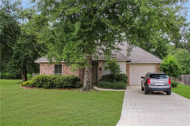 $259,000 | 168 Keeneland Pl Loop, Folsom, LA 70437