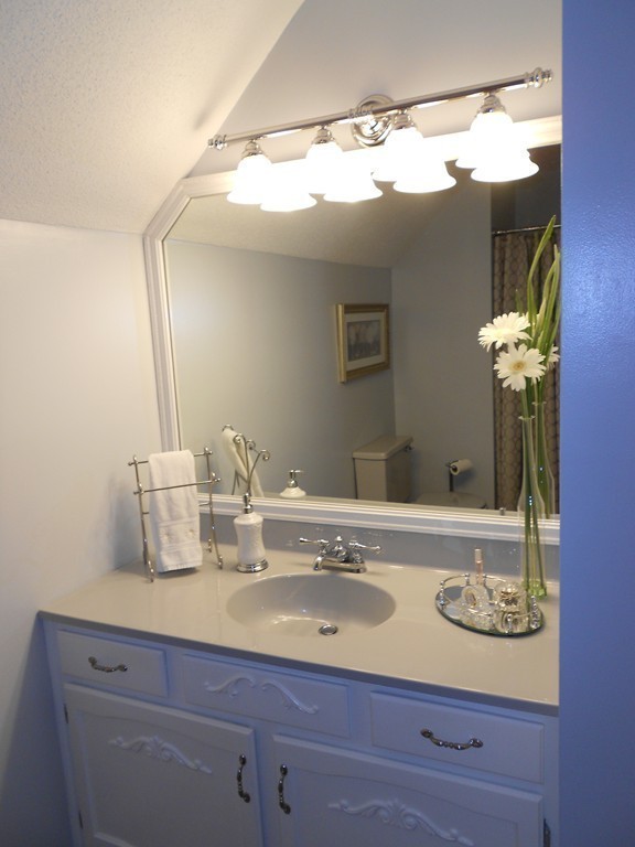 12 Tulsa Street Springfield, MA 01118 - Photo 18 of 24