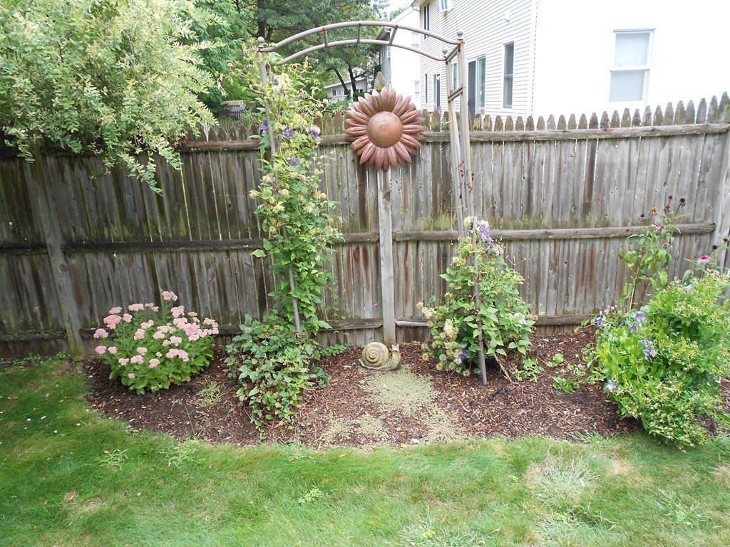 12 Tulsa Street Springfield, MA 01118 - Photo 22 of 24